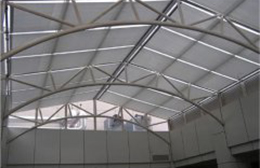 北京电动天棚帘的优势